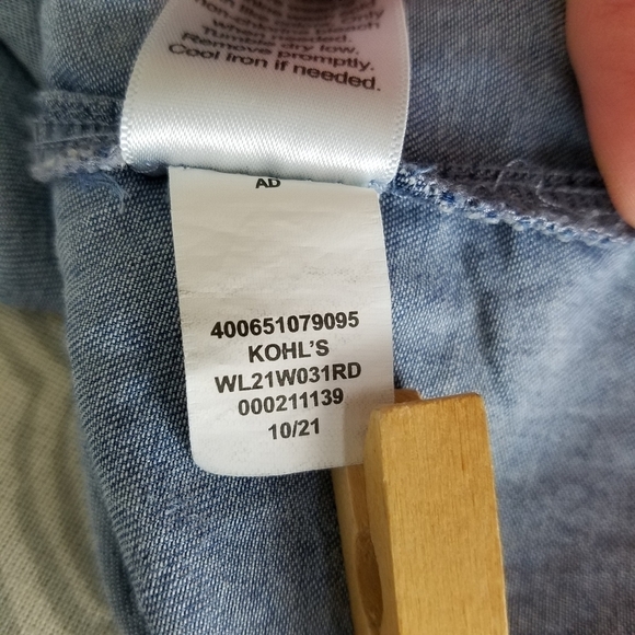 Lauren Conrad Chambray Blue Denim Blouse - Picture 13 of 13
